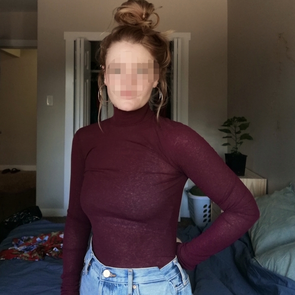 Topshop Maroon Turtleneck - Picture 3 of 4